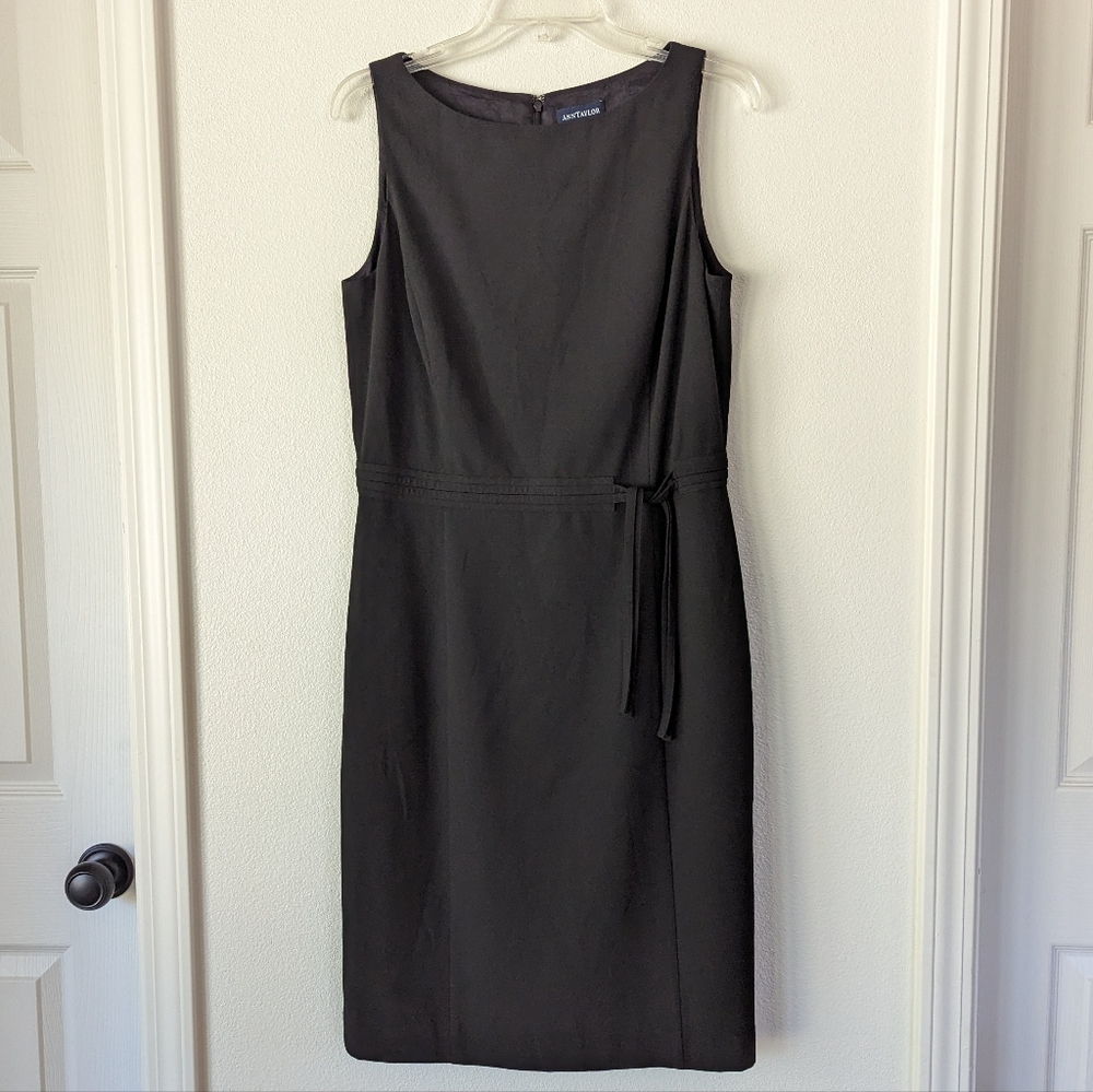 Ann Taylor Black Sleeveless Lined Sheath Professional Office Dress Size 8